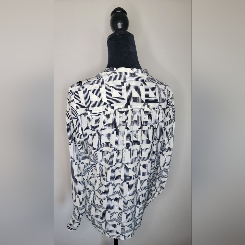 Joie Geometric pattern Silk Blouse - Picture 8 of 12